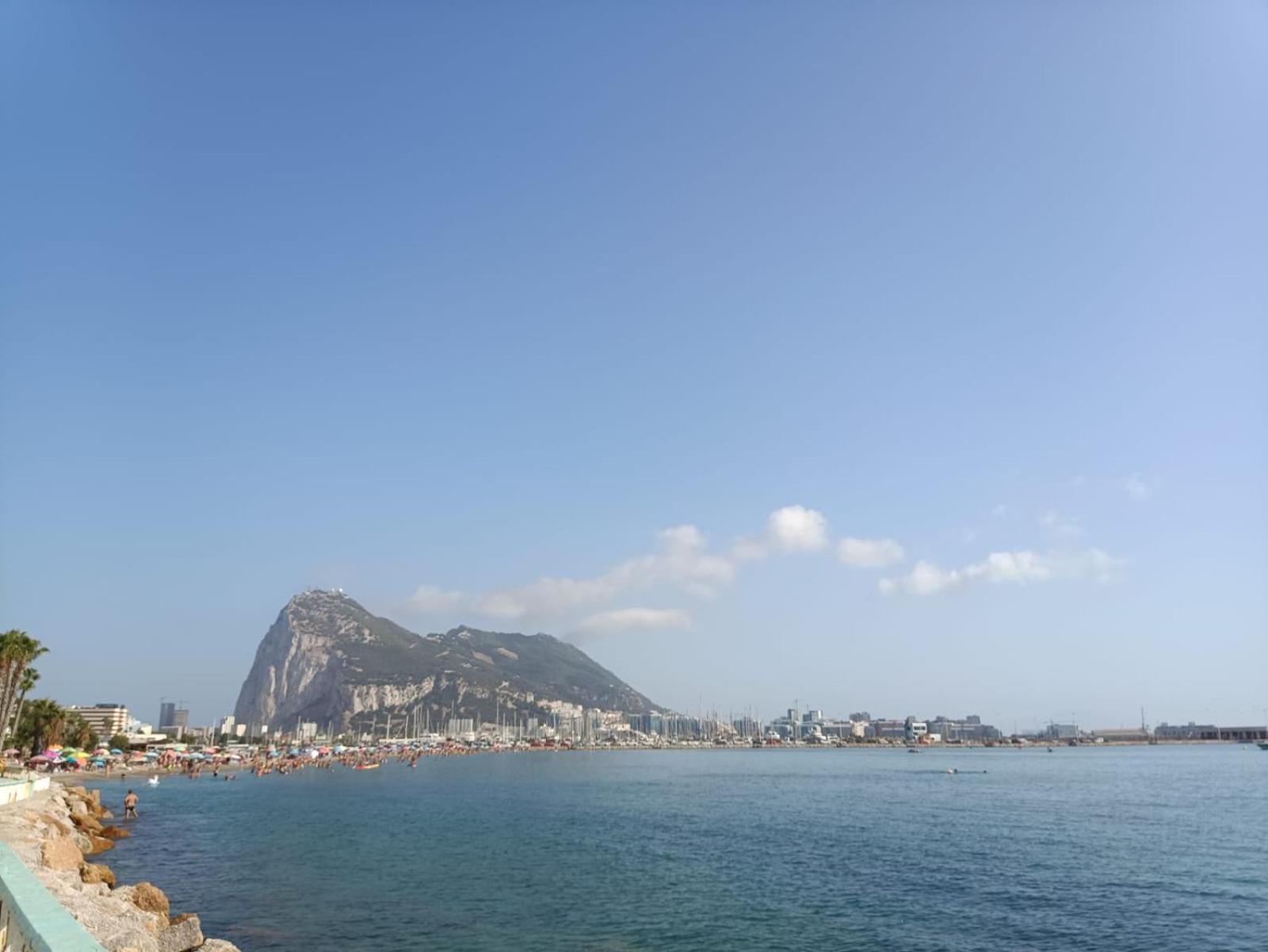 Ferienwohnung Vistas A 3 Paises Y 2 Continentes 1º Linea De Playa A 5 Minutos De Gibraltar La Línea de la Concepción Exterior foto